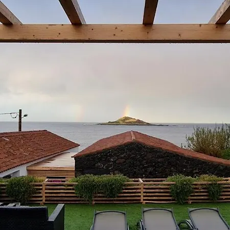 Portas Do Ilheu Holiday home *