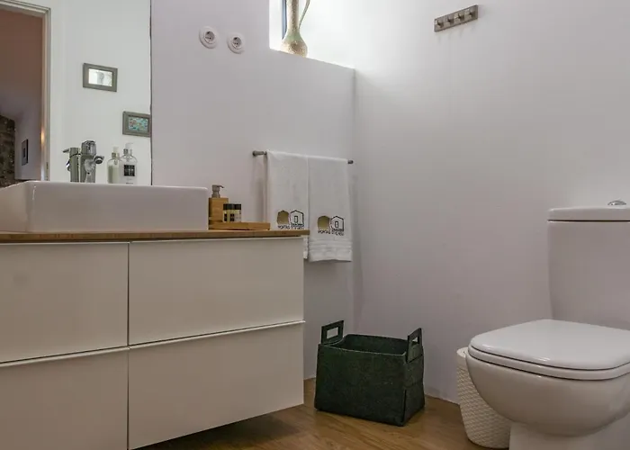 Portas Do Ilheu Praia da Graciosa