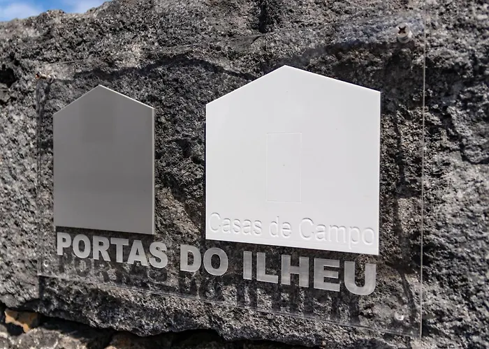 Portas Do Ilheu * Praia da Graciosa